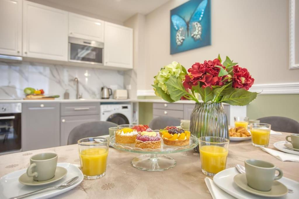 Charming Apart New 2 Bedrooms With Aircon Paris Ngoại thất bức ảnh