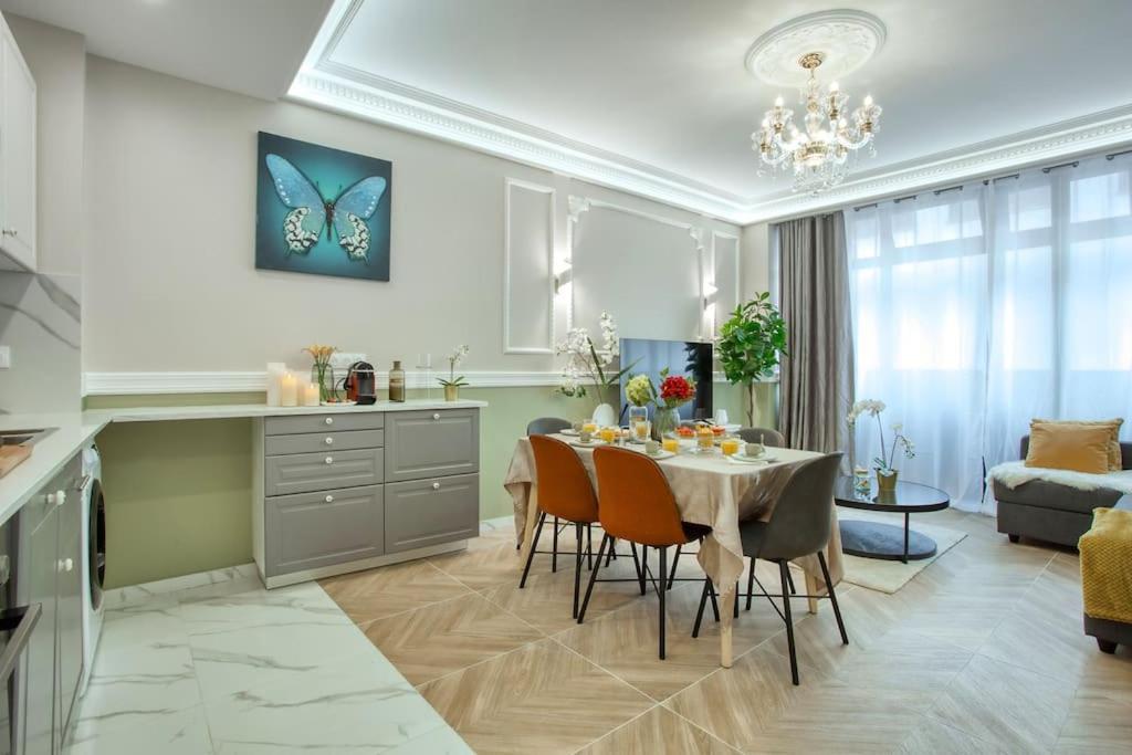 Charming Apart New 2 Bedrooms With Aircon Paris Ngoại thất bức ảnh