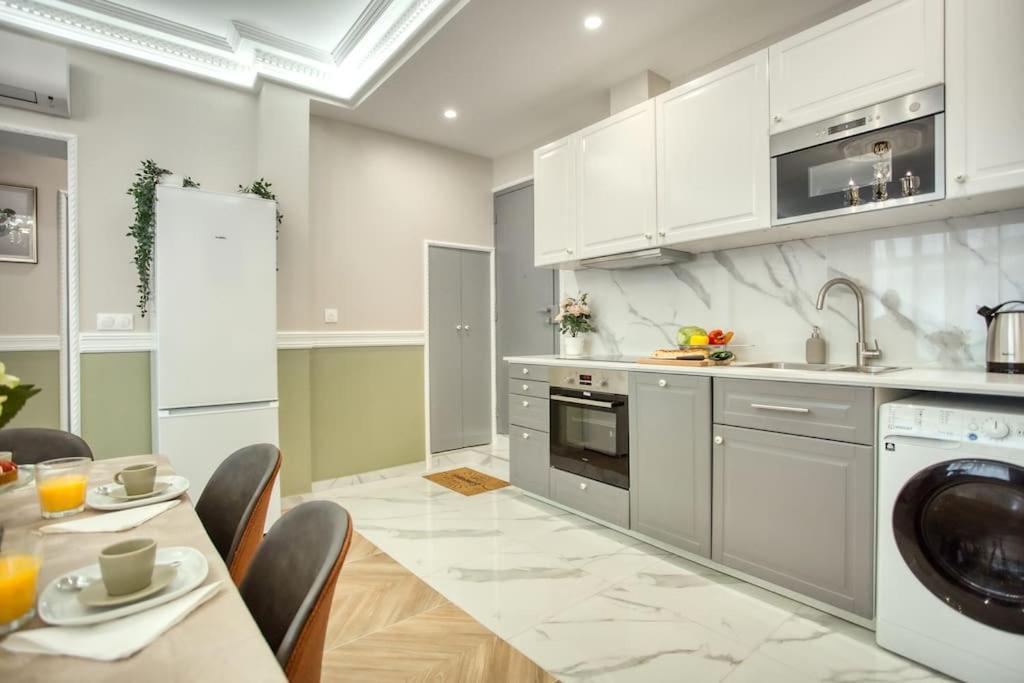 Charming Apart New 2 Bedrooms With Aircon Paris Ngoại thất bức ảnh